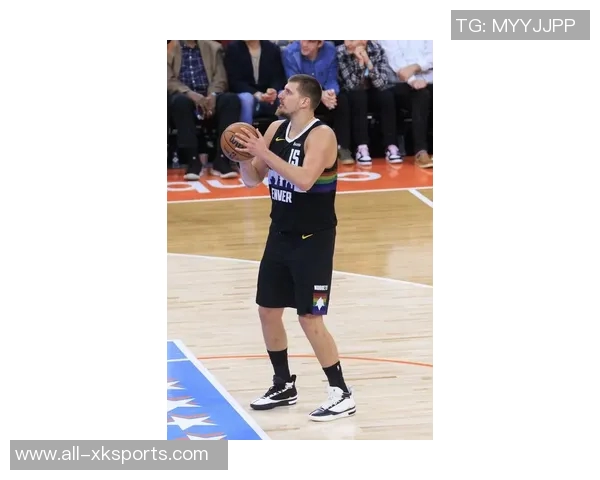 约基奇融合鲨鱼低位魔术师组织与KD投篮技艺逐步迈向历史伟大球员之路