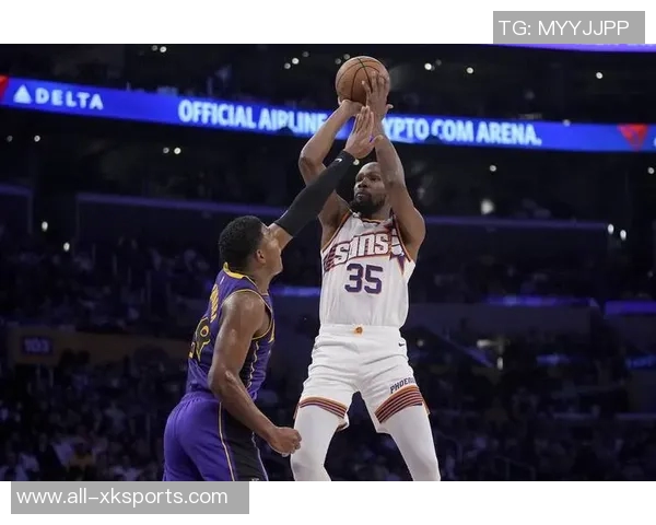 浓眉复苏如日中天19投14中砍下29分8篮板闪耀全场重振球队士气 浓眉复苏如日中天19投14中砍下29分8篮板闪耀全场重振球队士气