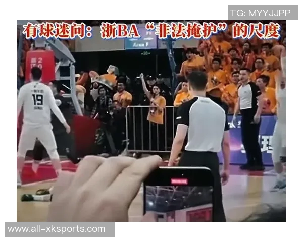 阿夫迪亚的进攻威胁为何让对手束手无策裁判的判罚成了比赛的关键因素